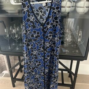 Floral Blue and Black Sleeveless Dress